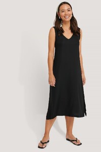 nakd_v-neck_sleeveless_midi_dress_1018-004009-0002_03c_r.jpg