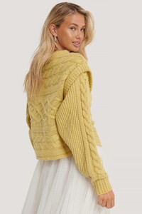 nakd_vest_cale_knitted_sweater_1018-005736-9003_02b.jpg