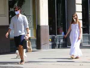 olivia-palermo-in-a-slip-dress-nyc-08-02-2020-4.jpg