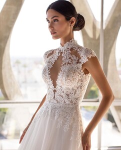 pronovias_116427085_123177082508582_3916708715853253674_n.jpg