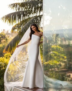 pronovias_117145008_628382008084996_1175442696721830488_n.jpg