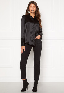 rut-circle-lucy-shirt-black_2.thumb.jpg.ceb526749ba36909a289378d36b197b0.jpg