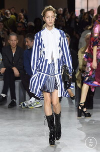sacai-ss17-0020-3490e8.thumb.jpg.58a3c51bb59e8e4ea86c275f3304f0c7.jpg