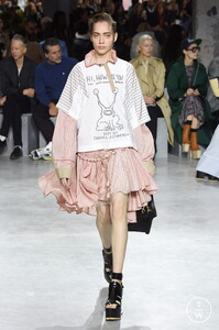sacai-ss17-0041-916183.thumb.jpg.eb18393da400439eb4cfc33400a66987.jpg