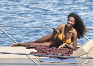 tina-kunakey-in-a-bikini-on-holiday-in-mykonos-island-08-06-2020-11.jpg