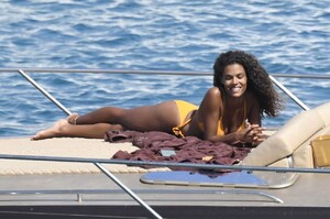 tina-kunakey-in-a-bikini-on-holiday-in-mykonos-island-08-06-2020-14.jpg