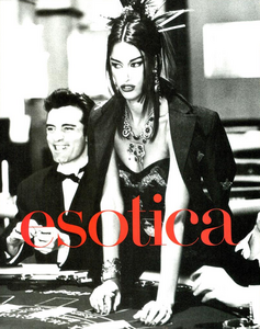 von_Unwerth_Vogue_Italia_September_1992_02.thumb.png.3e52baff0fd765b64e80b49df0daf2bd.png