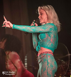 zara-larsson--neptune-theater_48761693763_o.jpg