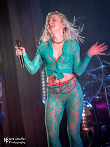 zara-larsson--neptune-theater_48761694923_o.jpg