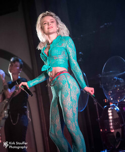 zara-larsson--neptune-theater_48761695763_o.jpg