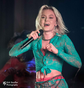 zara-larsson--neptune-theater_48767293036_o.jpg