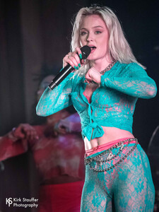 zara-larsson--neptune-theater_48767468407_o.jpg