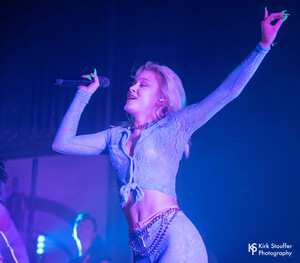 zara-larsson--neptune-theater_48767482077_o.jpg