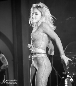 zara-larsson--neptune-theater_49050580296_o.jpg