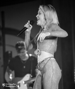 zara-larsson--neptune-theater_49052558382_o.jpg