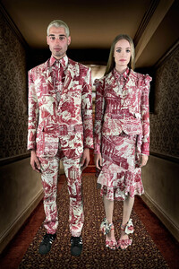 00003-Libertine-RTW-NY-Spring-21.thumb.jpg.7e0d4b5f39ca9caf209bc938f406243d.jpg