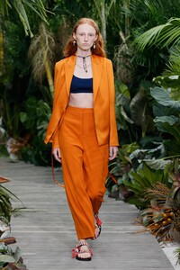 00005-jason-wu-spring-21-rtw-credit-Dan-Lecca.thumb.jpg.1299f4abbefc06a436897798e4874082.jpg