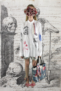00006-Libertine-RTW-NY-Spring-21.thumb.jpg.c8c2e936e65fb3a58c62fb076b0ba5ca.jpg
