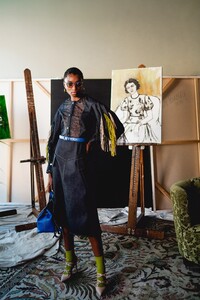 00008-BIBHU-MOHAPATRA-SPRING-21-RTW-Credit-JD-Urban.thumb.jpg.c43891351fd635f5f250c898c712e4f2.jpg
