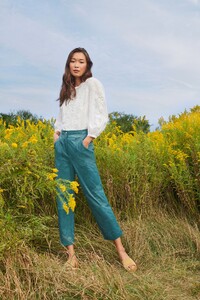 00009-Victoria-Beard-NY-RTW-Spring-21.thumb.jpg.8d7da12a4e18187eb7a9a98a6fc1f2e2.jpg