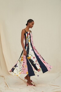 00013-OSCAR-DE-LA-RENTA-RESORT-21.thumb.jpg.54ffc1edce8150135390ca1189cfe266.jpg