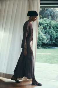 00013-Vince-RTW-Spring-2021.thumb.jpg.48dcbcba79acab6417d0c58aa35f2e5b.jpg