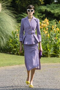 00019-GENNY-SPRING-21-RTW.thumb.jpg.3a5a74f1e4b04ee67d9c1f328ce2e99b.jpg
