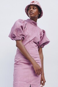 00021-ISABEL-MARANT-ETOILE-SPRING-21.thumb.jpg.aec0c254246e379a50cd8b651fee34a8.jpg