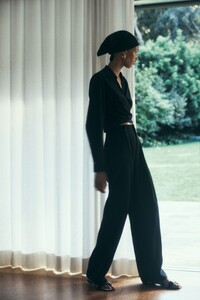 00022-Vince-RTW-Spring-2021.thumb.jpg.e6da3295800504591e5554437077c779.jpg