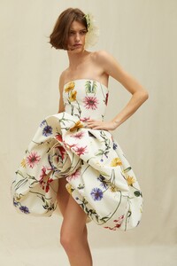 00023-OSCAR-DE-LA-RENTA-RESORT-21.thumb.jpg.2bcb1405eadbca9c5bf35ba52c058af5.jpg