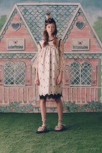 00024-ANNA-SUI-SPRING-21-RTW-Credit-Jackie-Kursel.thumb.jpg.4e1508fb7a0389ab0d889f1dee650b67.jpg