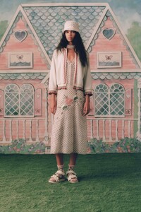 00025-ANNA-SUI-SPRING-21-RTW-Credit-Jackie-Kursel.thumb.jpg.ecf753cdaf83401fb37dcec39bc1c5e8.jpg