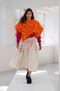 00028-Molly-Goddard-RTW-Spring21.thumb.jpg.231c997fe761f02b493c56cdb5dbf97d.jpg