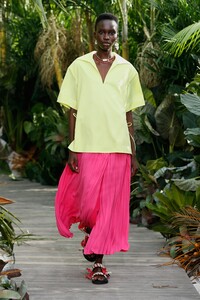 00029-jason-wu-spring-21-rtw-credit-Dan-Lecca.thumb.jpg.099a49f63c552f947953322c3a2e3a0a.jpg