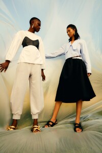 00032-TIBI-SPRING-21-RTW.thumb.jpg.1da33327b27e8853e8f1e183c61d04f5.jpg