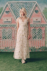00033-ANNA-SUI-SPRING-21-RTW-Credit-Jackie-Kursel.thumb.jpg.a407cca3ffb58ec8f7b6c4a63ddb8d23.jpg
