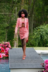 00033-Christian-Siriano-Spring-21-RTW.thumb.jpg.c6bccf613657ffd58e5370debd86c52b.jpg