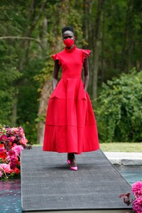 00037-Christian-Siriano-Spring-21-RTW.thumb.jpg.125fe7e71b0491b3dc9932bdd253cd92.jpg