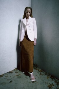 00047-KHAITE-RTW-Spring-2021.thumb.jpg.cb16bf9f3d9e0097ea71121d4af58900.jpg