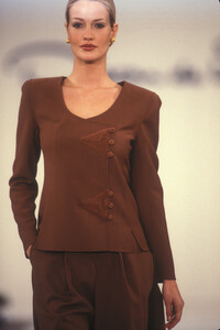 1034298184_OscardeLaRentaSpring19942.thumb.jpg.305c5c0919babd3fe09f1df94bd65ec0.jpg