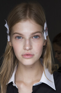1038920625_No.21Spring2019BackstagerO2g8EgYaecx.thumb.jpg.cb5efb96519ebc6f576c5436e9b366e7.jpg
