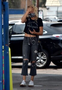        mal140920BZNimage121.jpg