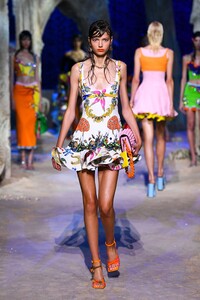 Mathilde Henning Versace Spring 2021 RTW MFW 1.jpg