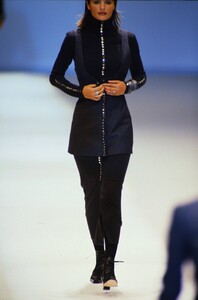 123537784_gianfranco-ferre-fw-1994(4).thumb.jpg.70648aa109122f09db972afd0cc26c0d.jpg