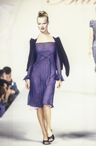 1244057169_Blumarine1997WomenRTW44.thumb.jpg.832fde16e11c9ef86a40588ee9626130.jpg