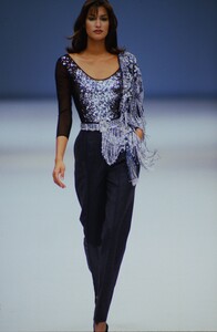 133866177_gianfranco-ferre-fw-1994(5).thumb.jpg.b7697104816dfe45633c7cc2d15559ac.jpg