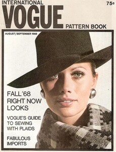 Maud Adams-Vogue Patterns-Eua-6.jpg