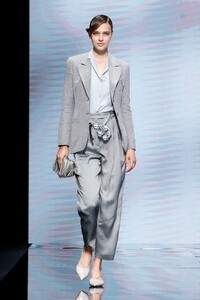 Merel Zoet Giorgio Armani Spring 2021 RTW MFW 1.jpg