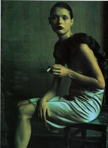 ARCHIVIO - Vogue Italia (December 1998) - Momenti - 001.jpg