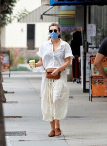        liz090920BZNimage30.jpg